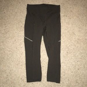 Lululemon cropped leggings